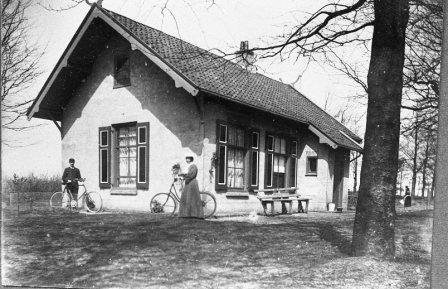 Henri en Marie bij Anna's Hoeve, Hilversum - 27 april 1904
